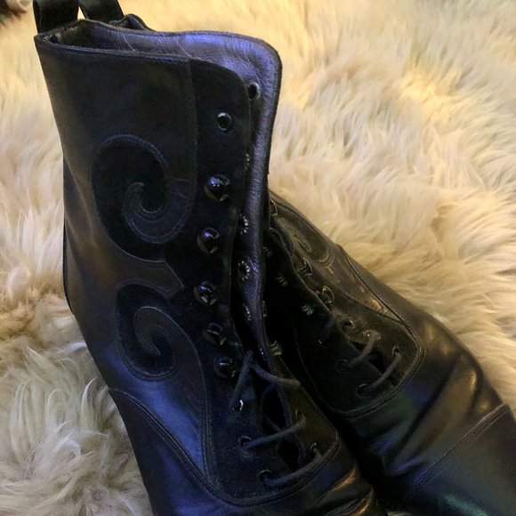 Peter Fox Booties - Picture 1 of 7